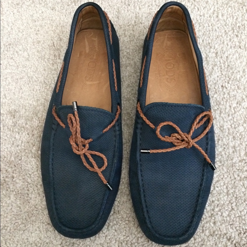 TODS. Pebbled-leather driving shoes.